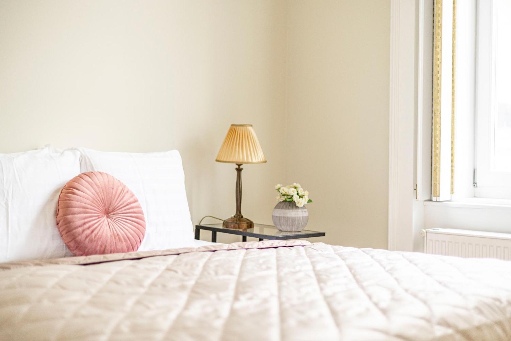 Graceful & Cozy Dream Next To The Opera House Budapeste
